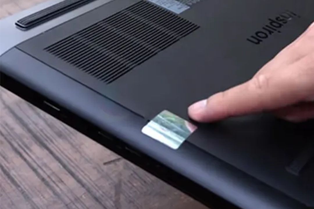 Tem Bảo Hành Laptop Nên Dán Ở Đâu Tối Ưu Nhất